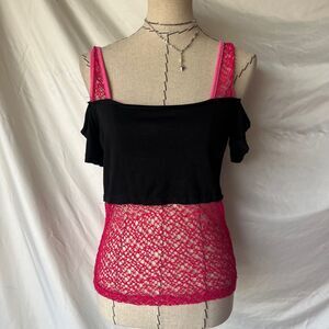 Debut Vintage Grunge pink anc black fishnet top